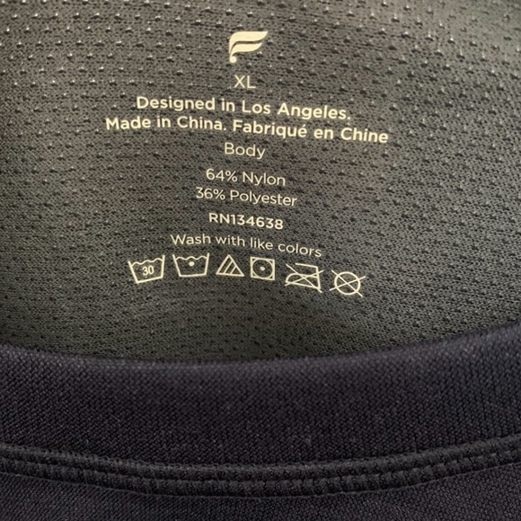 NEW FABLETICS THE TRAINING DAY TEE IN NAVY Multiple sizes - Picture 10 of 11